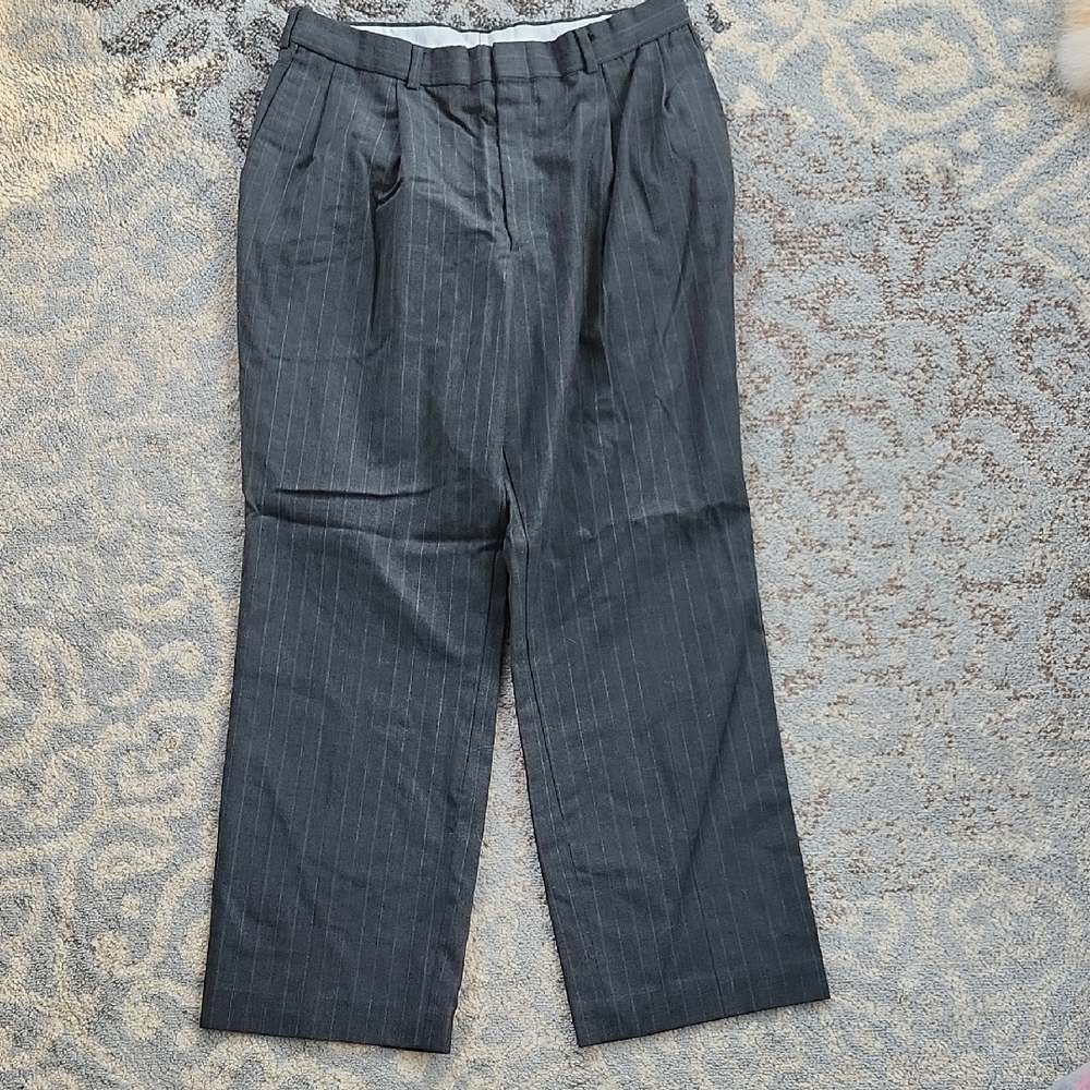 Towncraft Men’s Pinstripe Dress Pants Gray 32
